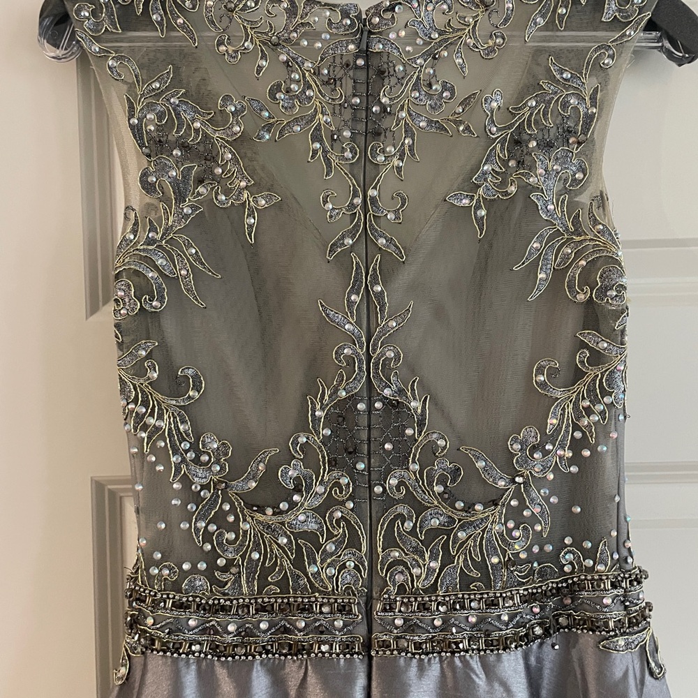 Tony Bowls Evening Gown - Picture 8 of 13